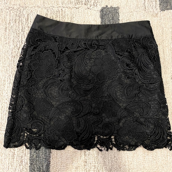 Y2K Forever 21 Lace Skirt - Picture 1 of 3
